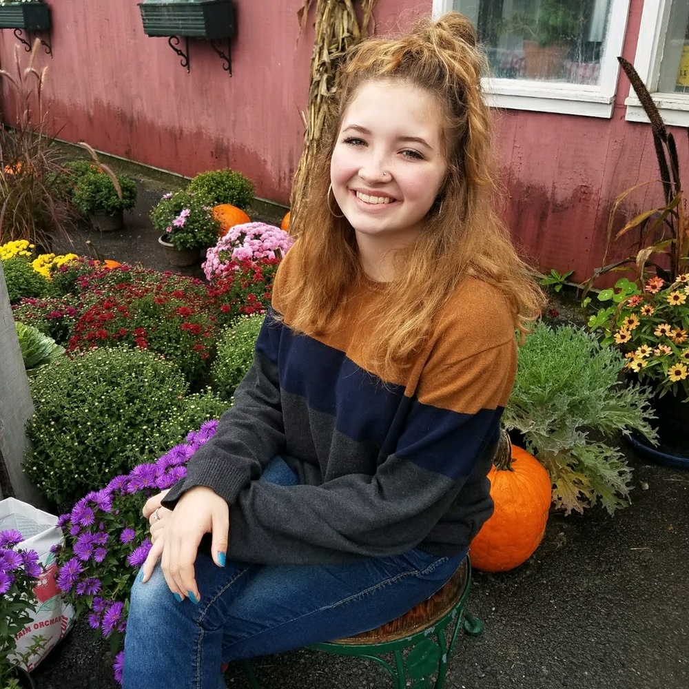 Meet your Posher, Shea